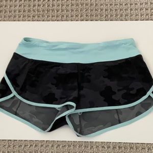 EUC Lululemon speed short. Size 4.  No flaws or stains